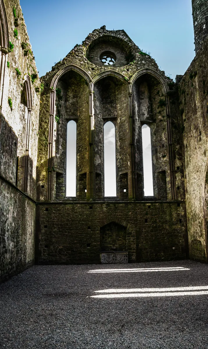 Rock of Cashel ruins on a heritage private tour from Dublin